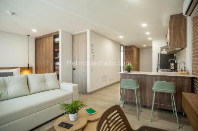 Apartaestudio en arriendo en Las Acacias, Medellín, 42 m² · foto 1 de 12