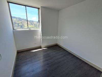 Apartamento de 3 alcobas en arriendo en Sabaneta, 68 m² · foto 13 de 17