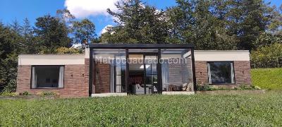House for rent in Via Rionegro La Ceja, Rionegro