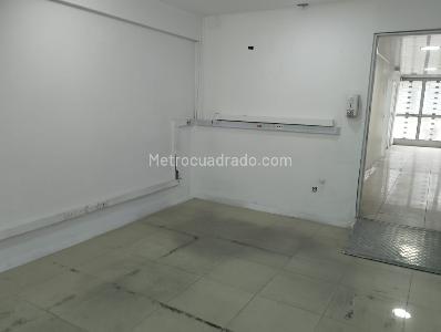 Casa de 5 alcobas en arriendo en Quinta Paredes, Bogotá, 700 m² · foto 8 de 16
