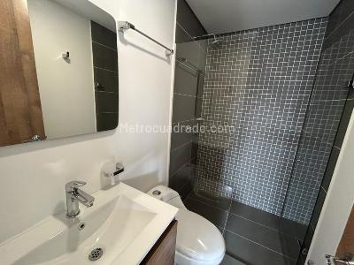 Apartamento de 2 alcobas en arriendo en Primavera, Envigado, 74 m² · foto 12 de 18