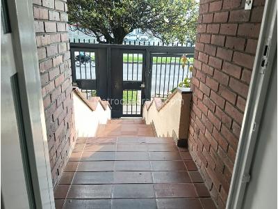 Casa de 4 alcobas en venta en Niza, Bogotá, 237 m² · foto 4 de 20