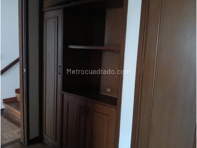Casa de 4 alcobas en venta en Niza, Bogotá, 237 m² · foto 12 de 20
