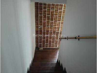 Casa de 4 alcobas en venta en Niza, Bogotá, 237 m² · foto 13 de 20