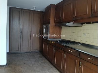Casa de 4 alcobas en venta en Niza, Bogotá, 237 m² · foto 16 de 20
