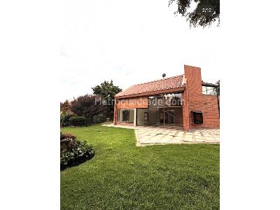 Casa de 4 alcobas en venta en Guaymaral, Bogotá, 323 m² · foto 3 de 17