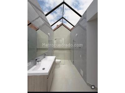 Casa de 4 alcobas en venta en Guaymaral, Bogotá, 323 m² · foto 11 de 17