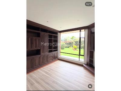 Casa de 4 alcobas en venta en Guaymaral, Bogotá, 323 m² · foto 12 de 17