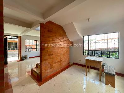 Casa de 4 alcobas en venta en Zipaquirá, 108 m² · foto 10 de 20