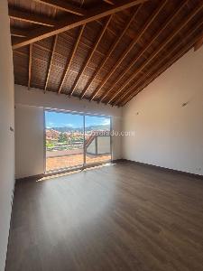 Casa de 5 alcobas en arriendo en Caminos De Chunuguá, Cajicá, 400 m² · foto 16 de 20