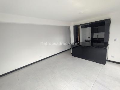 Apartamento de 3 alcobas en arriendo en El Poblado, Medellín, 78 m² · foto 11 de 18