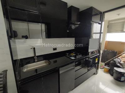 Apartamento de 3 alcobas en arriendo en El Poblado, Medellín, 78 m² · foto 12 de 18