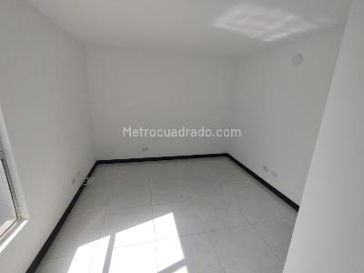 Apartamento de 3 alcobas en arriendo en El Poblado, Medellín, 78 m² · foto 15 de 18