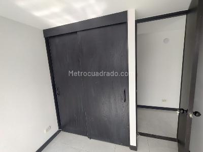 Apartamento de 3 alcobas en arriendo en El Poblado, Medellín, 78 m² · foto 16 de 18