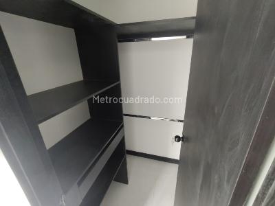 Apartamento de 3 alcobas en arriendo en El Poblado, Medellín, 78 m² · foto 8 de 18