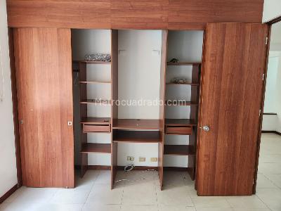Apartamento de 2 alcobas en arriendo en El Poblado, Medellín, 70 m² · foto 9 de 11
