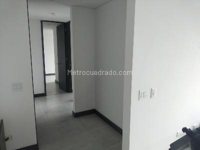 Apartamento de 3 alcobas en arriendo en Villa Carlota, Medellín, 90 m² · foto 5 de 14