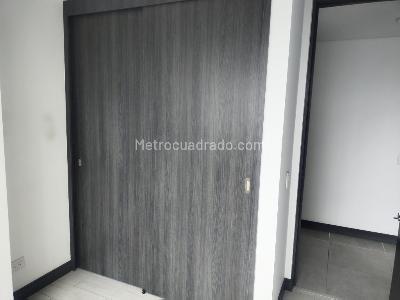 Apartamento de 3 alcobas en arriendo en Villa Carlota, Medellín, 90 m² · foto 9 de 14