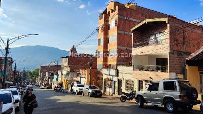 Casa de 3 alcobas en venta en Villa Hermosa, Medellín, 200 m² · foto 10 de 13