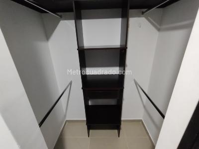 Apartamento de 3 alcobas en arriendo en El Poblado, Medellín, 76 m² · foto 6 de 18