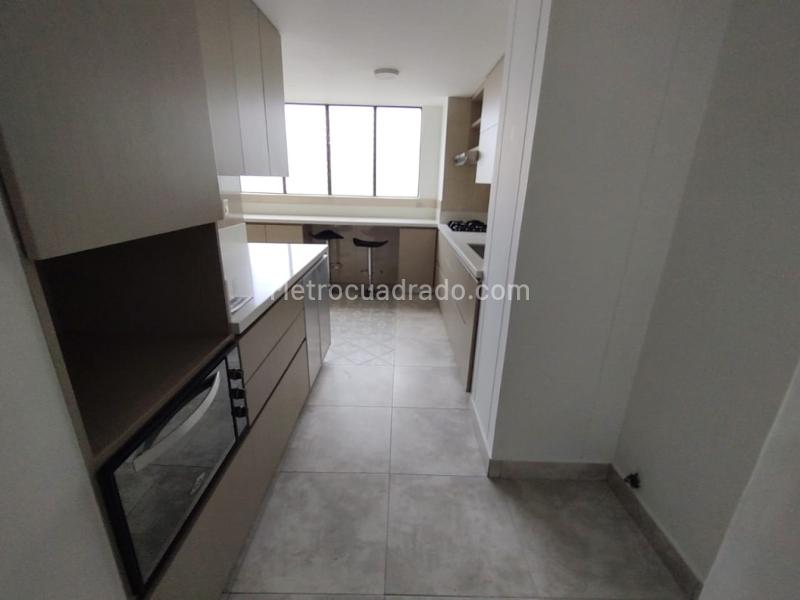Spacious 3BR Apartment in El Poblado - 5