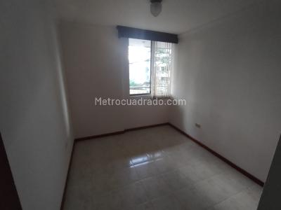Apartamento de 3 alcobas en arriendo en El Poblado, Medellín, 85 m² · foto 11 de 15