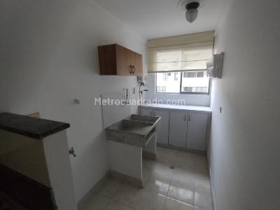 Apartamento de 3 alcobas en arriendo en El Poblado, Medellín, 85 m² · foto 8 de 15