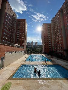 Apartamento de 2 alcobas en venta en Obrero, Bello, 55 m² · foto 4 de 20