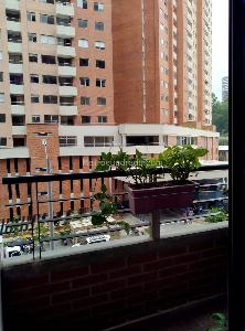 Apartamento de 2 alcobas en venta en Obrero, Bello, 55 m² · foto 12 de 20