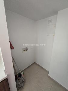 Apartamento de 3 alcobas en venta en Obrero, Bello, 99 m² · foto 13 de 20