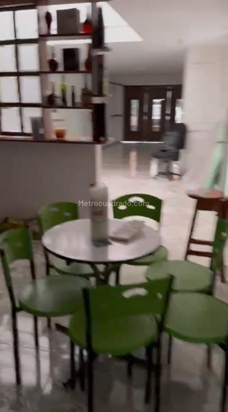 Casa Comercial Amplia en Belén Rosales - 5