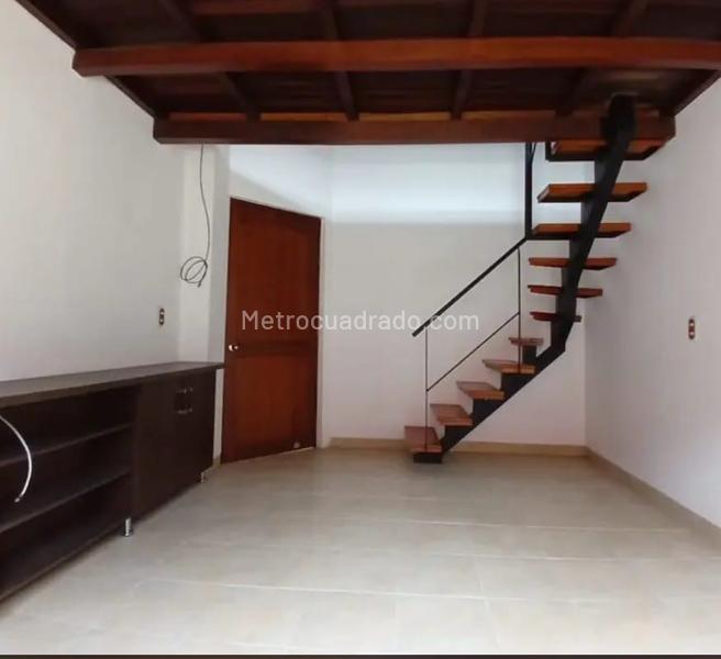 Casa de 4 Alcobas y 4 Baños en Cañaveralejo (Conjunto Cerrado) - 4