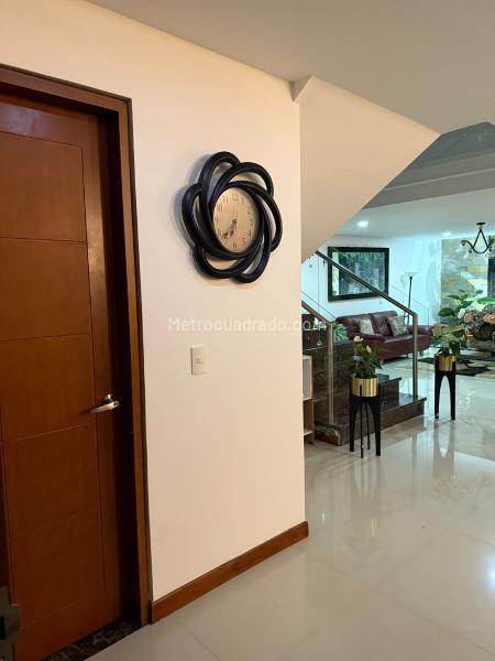Casa – Sabaneta, San Isidro - Más