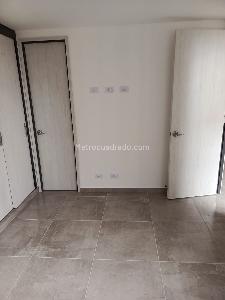 Apartamento de 2 alcobas en venta en Cabañas, Bello, 70 m² · foto 18 de 20
