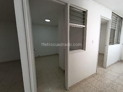 Apartamento de 2 alcobas en arriendo en Laureles, Medellín, 60 m² · foto 11 de 12
