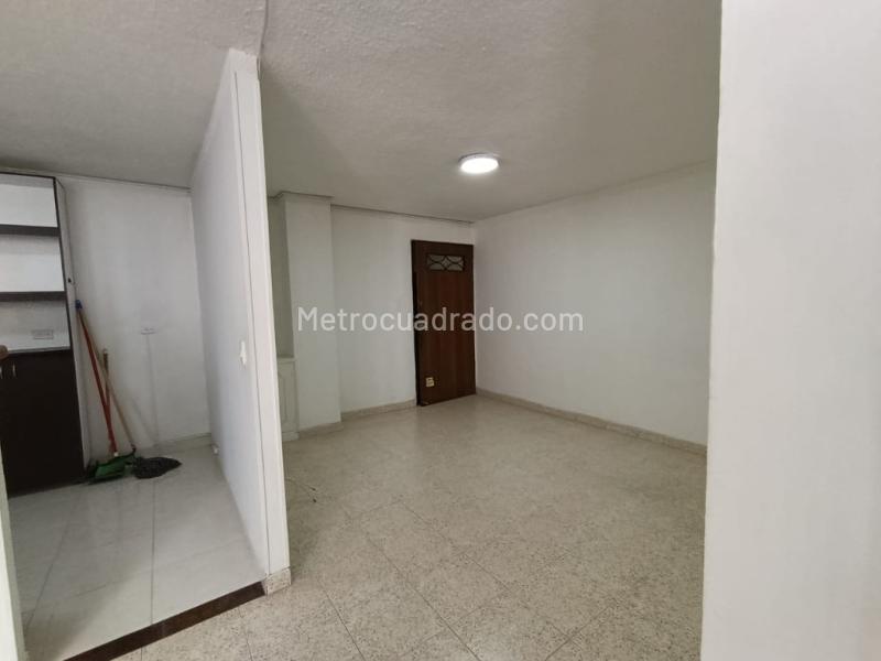 Apartamento Cómodo de 2 Alcobas con Parqueadero en Laureles - 2