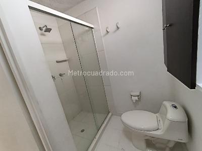 Apartamento de 2 alcobas en arriendo en Laureles, Medellín, 60 m² · foto 7 de 12