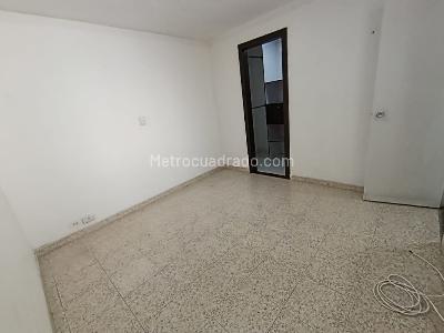 Apartamento de 2 alcobas en arriendo en Laureles, Medellín, 60 m² · foto 9 de 12