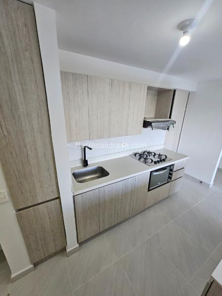 Apartamento en Arriendo, San Antonio, Rionegro - 3