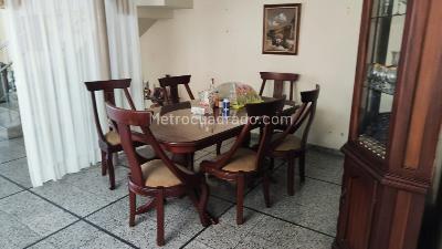 Casa de 5 alcobas en venta en Laureles, Medellín, 400 m² · foto 2 de 20