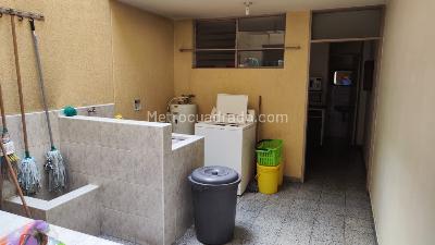 Casa de 5 alcobas en venta en Laureles, Medellín, 400 m² · foto 5 de 20