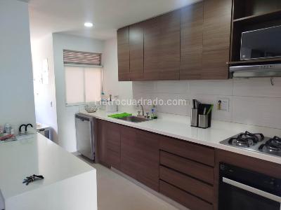 Apartamento de 3 alcobas en venta en Calasanz, Medellín, 100 m² · foto 15 de 20