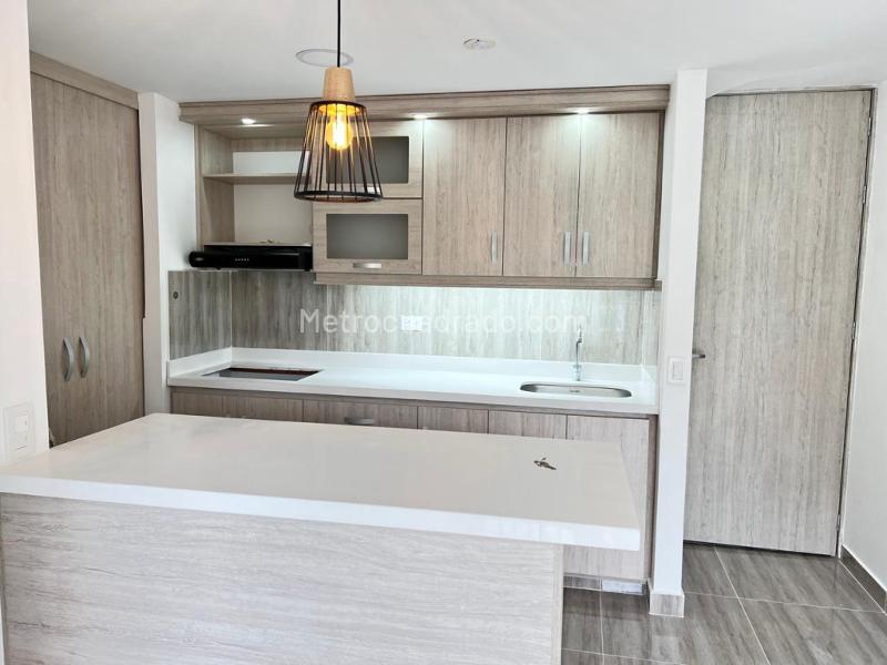 Apartamento en arriendo de 2 alcobas y 2 baños en La Tablaza - 4