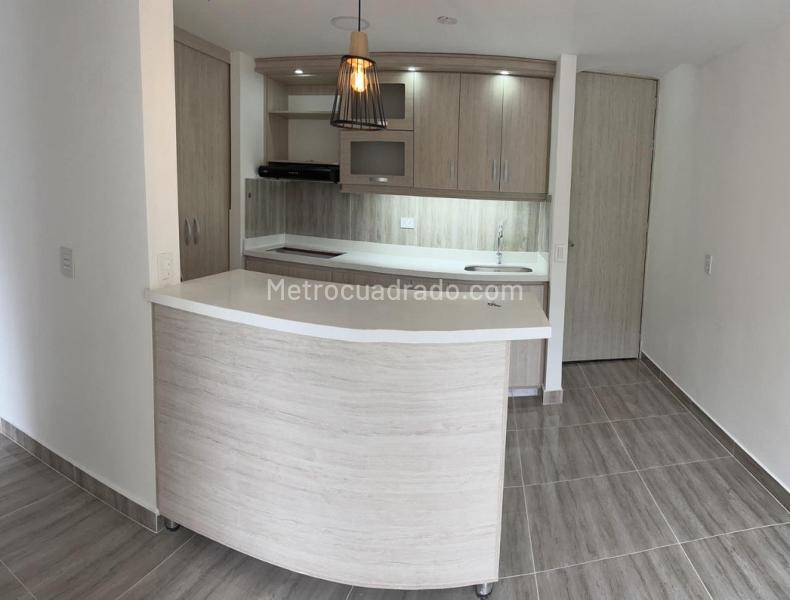 Apartamento en arriendo de 2 alcobas y 2 baños en La Tablaza - 7