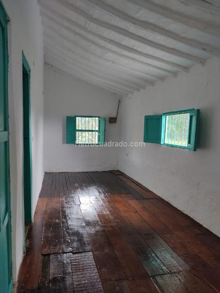 3BR House in Vrd Santa Elena Parte Alta (400 m²) - 3