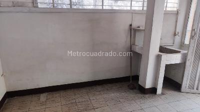 Casa de 4 alcobas en venta en Kennedy, Medellín, 100 m² · foto 9 de 20
