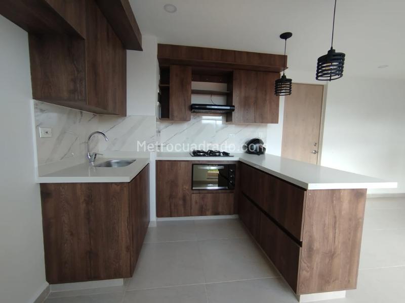 Apartamento en Arriendo, Fontibon, Rionegro - 2