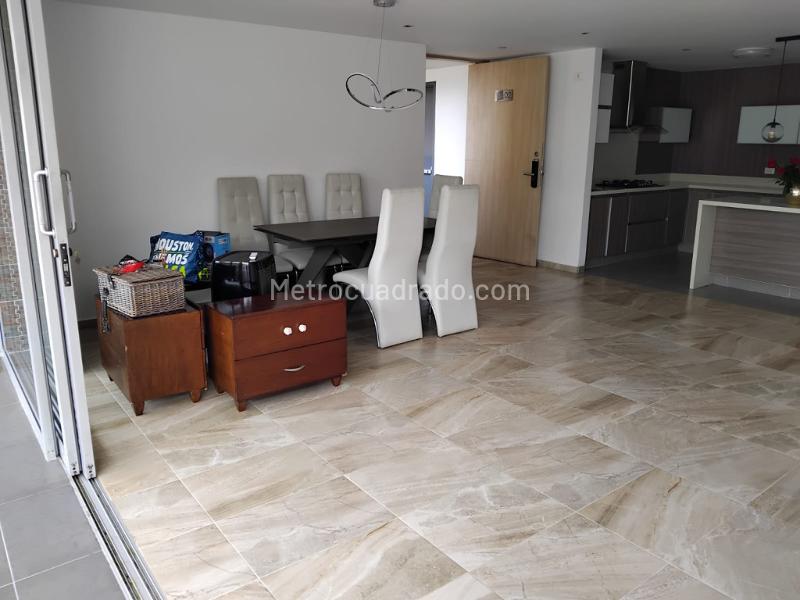 Apartamento en Arriendo, Loma Del Esmeraldal, Envigado - 2