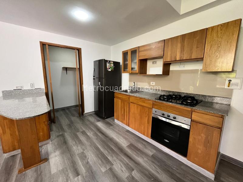 Apartamento Dúplex en Arriendo en Sabaneta (Aves Marías) - 4
