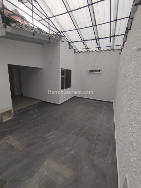 Elegant 5BR House in Conquistadores - 8